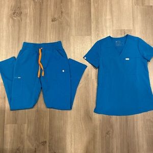 FIGS Teal Scrubs Set - Catarina Top and Yola High Waisted scrub pant